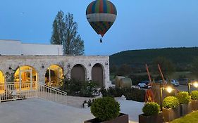 Country Resort Masseria Paretano